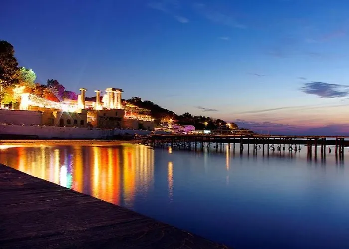 аркадийский дворец Apartment Odesa